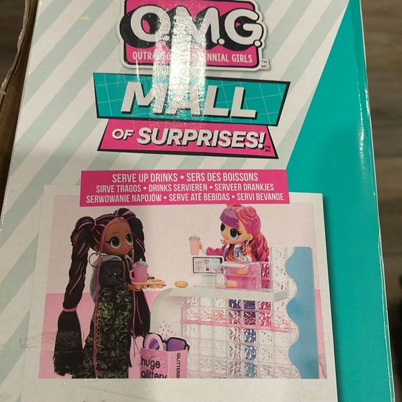 LOL OMG MALL NWOT - Picture 8 of 14